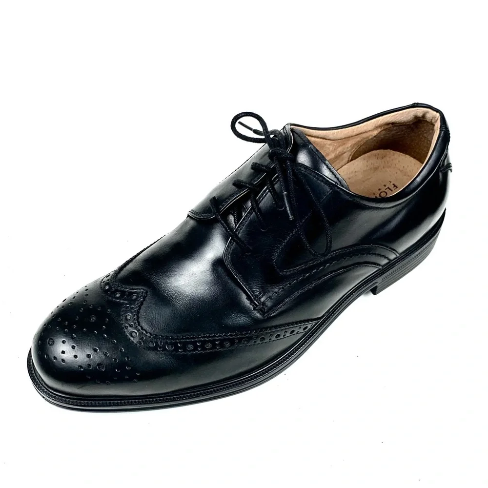 Florsheim Mens Light Weight Black Leather Wingtip Oxfords Size 11 3E